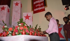 april_hero_commemoration001_3881