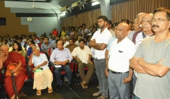 Crowd-1